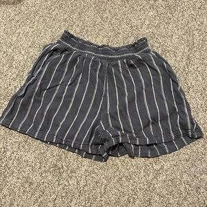 XS Universal thread Grey and White Striped shorts